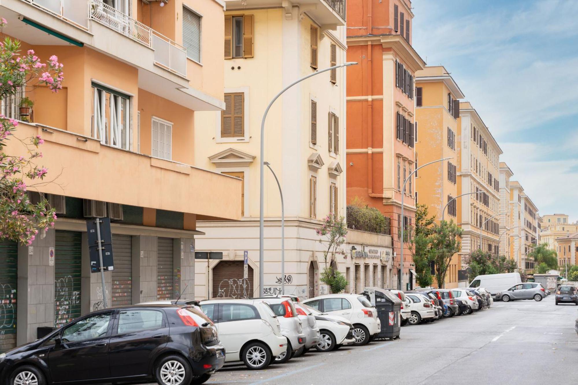 Con 2 E 2 Bagni -san Giovanni- Appartamento Roma